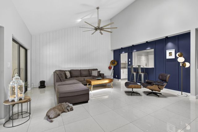 11894 Donlin Drive, Wellington, FL 33414