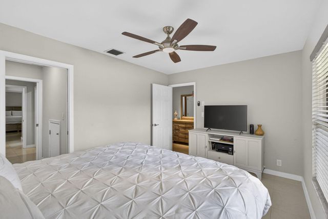 11894 Donlin Drive, Wellington, FL 33414