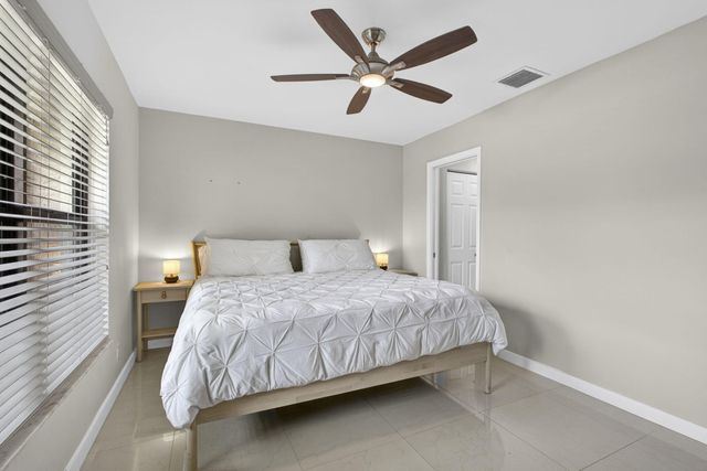 11894 Donlin Drive, Wellington, FL 33414