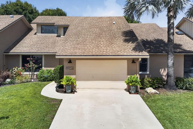 11894 Donlin Drive, Wellington, FL 33414