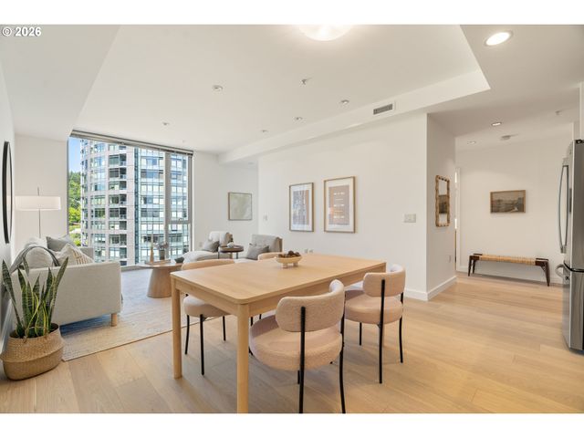 841 S GAINES St 816, Portland, OR 97239
