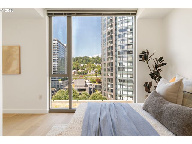 841 S GAINES St 816, Portland, OR 97239