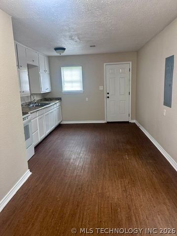 102 S 4th Street, Calera, OK 74730
