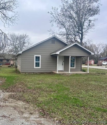 102 S 4th Street, Calera, OK 74730