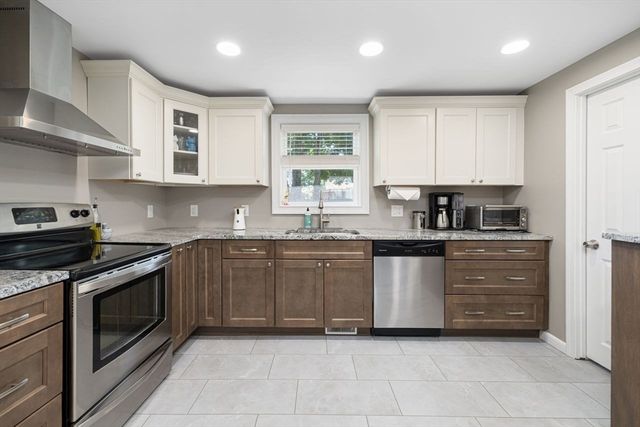 14 Sibley, Attleboro, MA 02703