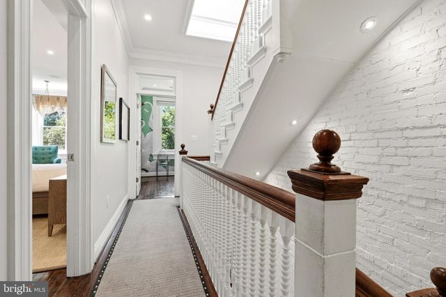 2121 R ST NW, Washington, DC 20008