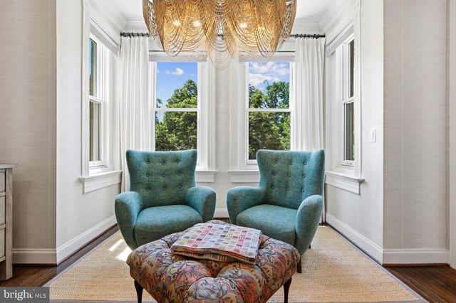 2121 R ST NW, Washington, DC 20008