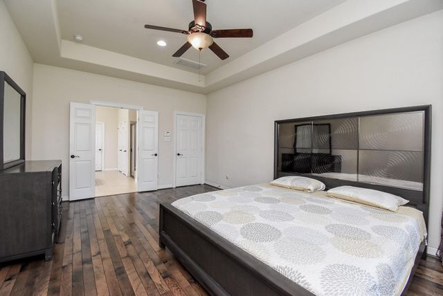 27807 Ashbrook Falls Court, Fulshear, TX 77441