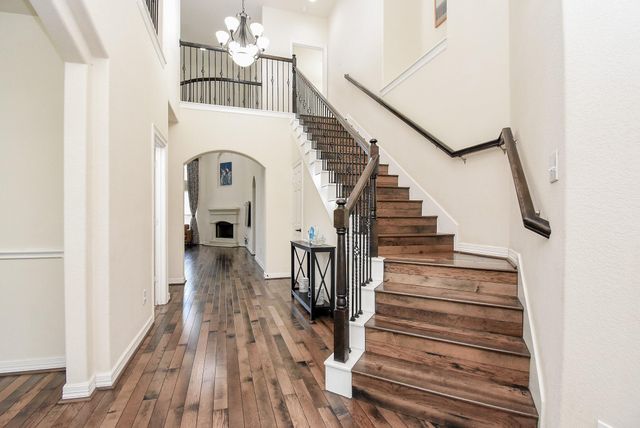 27807 Ashbrook Falls Court, Fulshear, TX 77441
