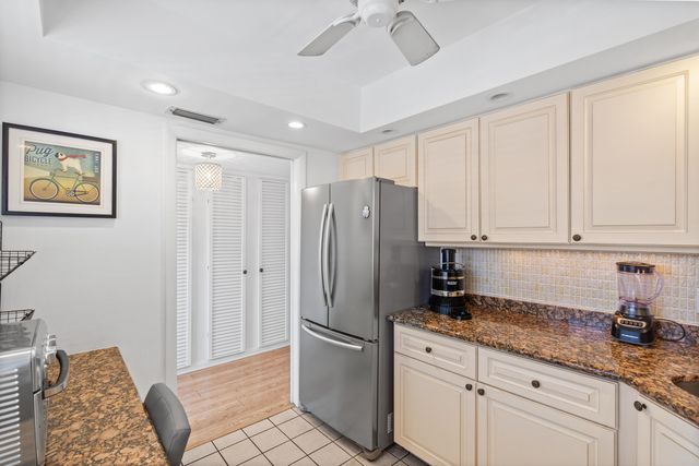 25 SE 13th Street B3, Boca Raton, FL 33432