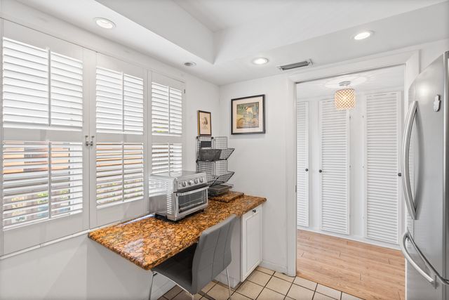 25 SE 13th Street B3, Boca Raton, FL 33432
