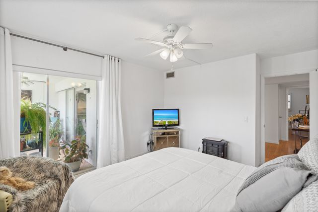 25 SE 13th Street B3, Boca Raton, FL 33432