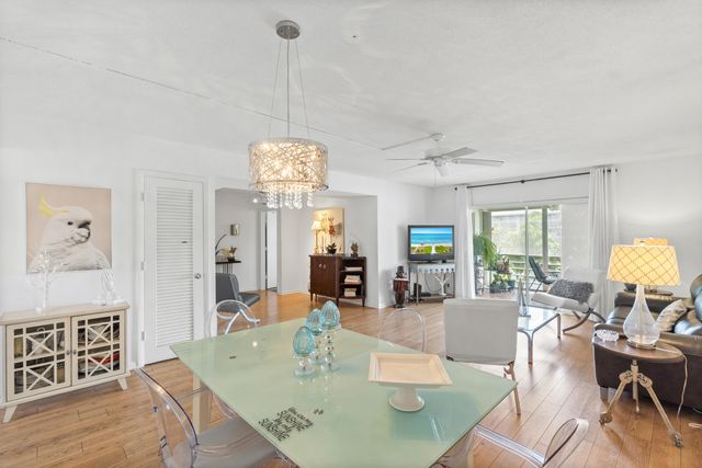 25 SE 13th Street B3, Boca Raton, FL 33432