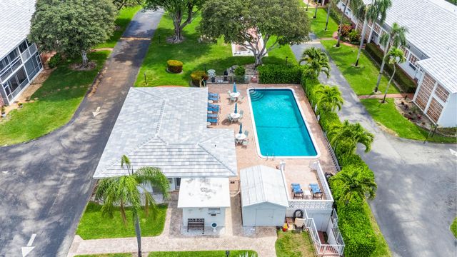 25 SE 13th Street B3, Boca Raton, FL 33432