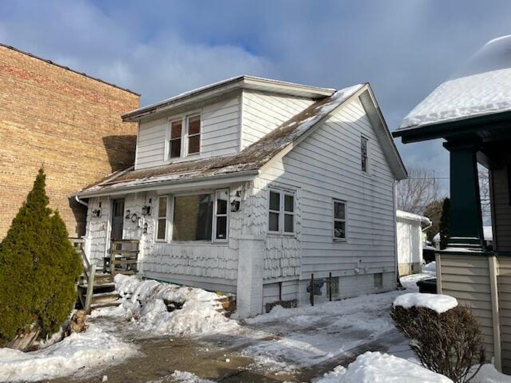 2013 Taylor AVENUE, Racine, WI 53403