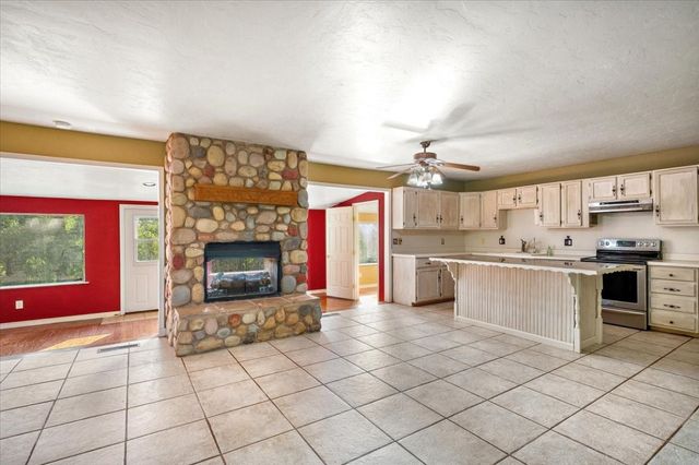 3180 SE 24th Street, Newcastle, OK 73065