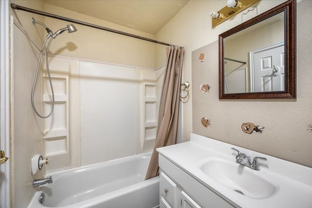 3180 SE 24th Street, Newcastle, OK 73065