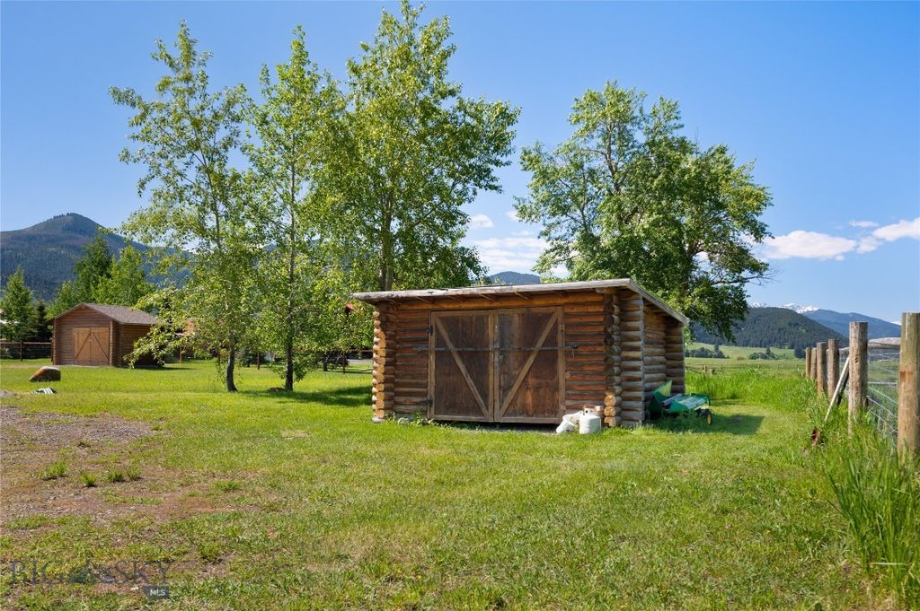 56 & 70 E Williams Road, Gallatin Gateway, MT 59730 photo 18