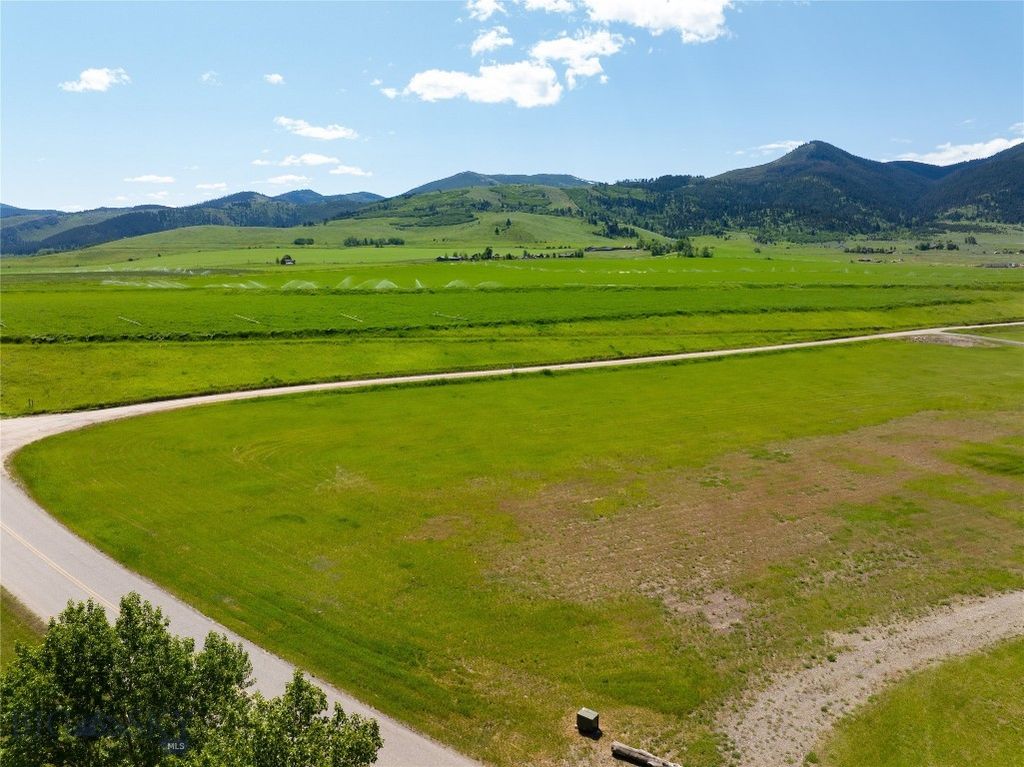 56 & 70 E Williams Road, Gallatin Gateway, MT 59730 photo 49