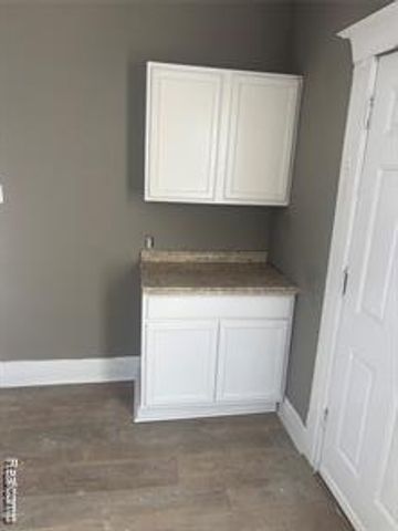 65 Portage Street, Highland Park, MI 48203