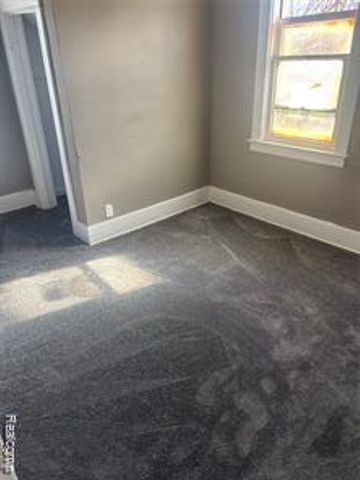 65 Portage Street, Highland Park, MI 48203