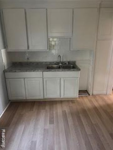 65 Portage Street, Highland Park, MI 48203