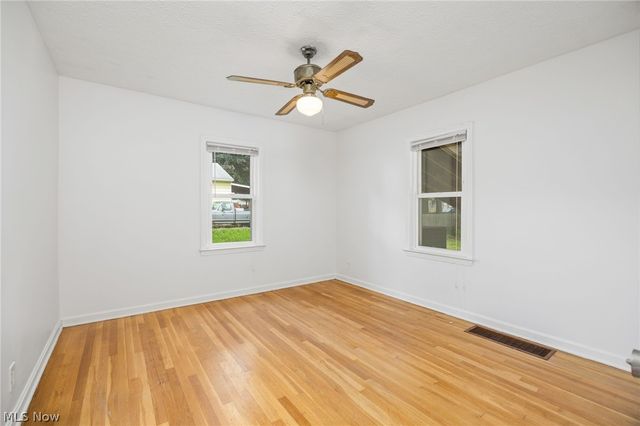 1881 Adelaide Boulevard, Akron, OH 44305