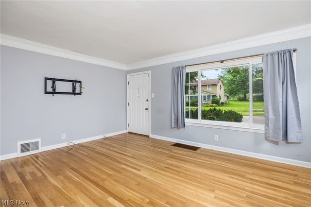 1881 Adelaide Boulevard, Akron, OH 44305