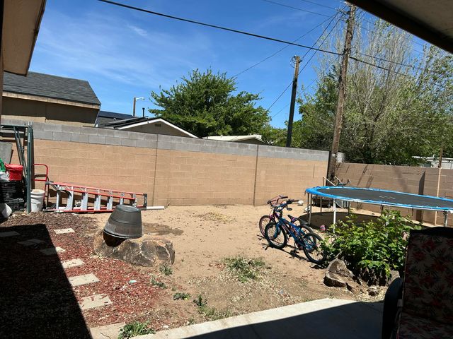 1903 Sanford Avenue SW, Albuquerque, NM 87105