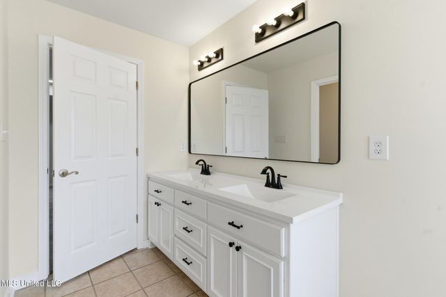 3095 Beaugez Street, D'iberville, MS 39540