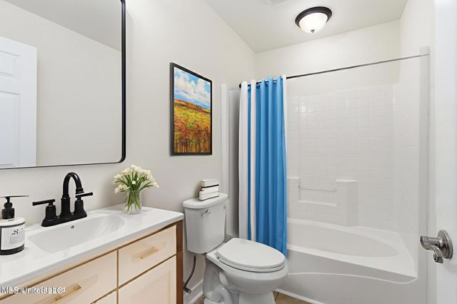 3095 Beaugez Street, D'iberville, MS 39540