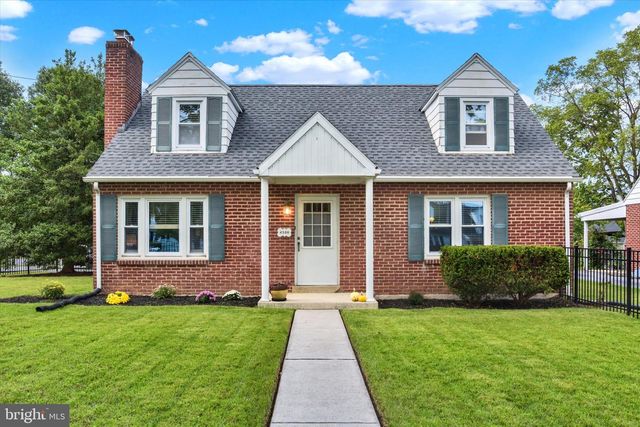 4500 CLARENDON ST, Harrisburg, PA 17109