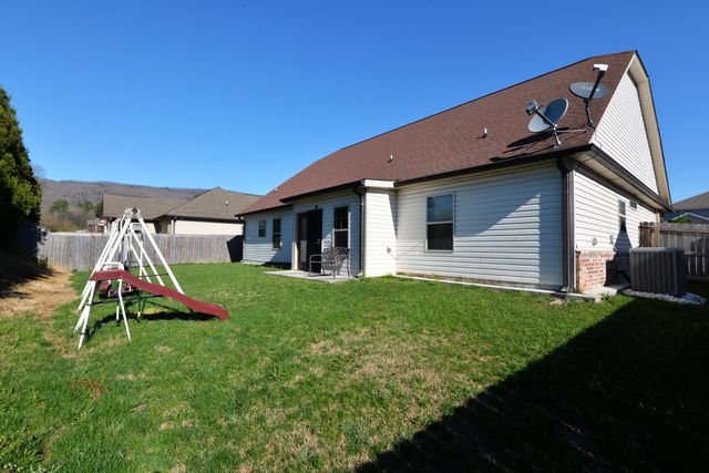 3384 Willow Lake Circle, Chattanooga, TN 37419
