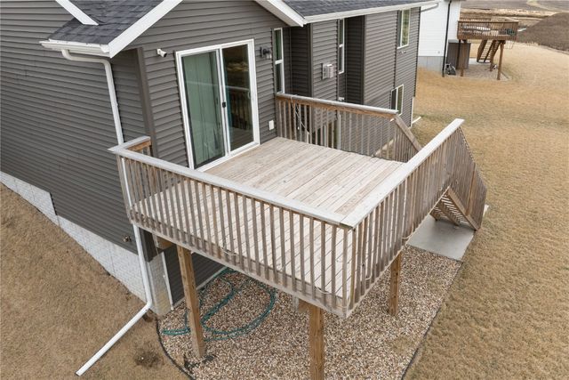 6614 Scarlet Rose SW, Cedar Rapids, IA 52404