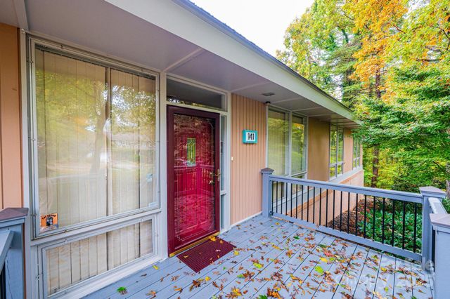 141 36th Avenue NW, Hickory, NC 28601