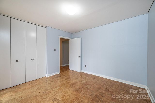 141 36th Avenue NW, Hickory, NC 28601