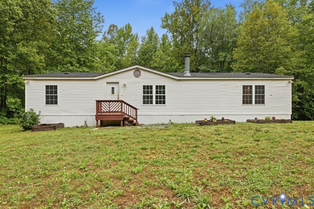 149 Pervall Dr, Cumberland, VA 23027