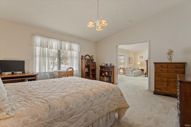 6094 Lansdown Court, South Bend, IN 46614