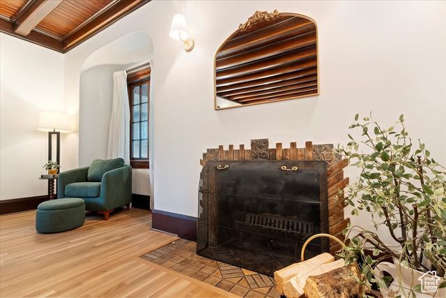 35 S HAXTON PL, Salt Lake City, UT 84102