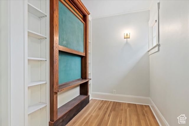 35 S HAXTON PL, Salt Lake City, UT 84102