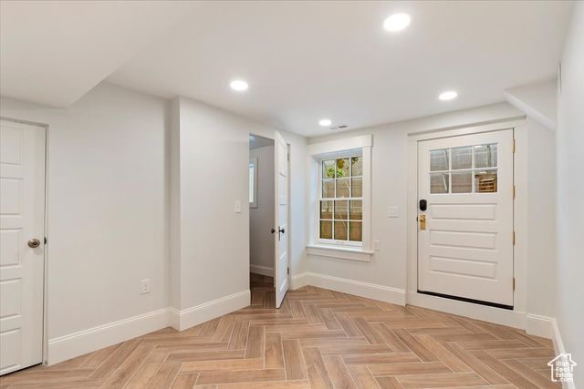 35 S HAXTON PL, Salt Lake City, UT 84102