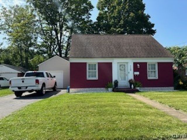 112 Riverview Parkway South, Rome-inside, NY 13440