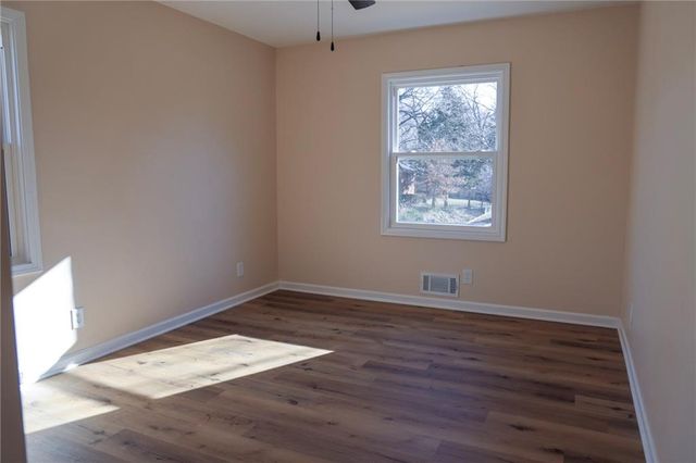 11304 E 48th Terrace, Kansas City, MO 64133