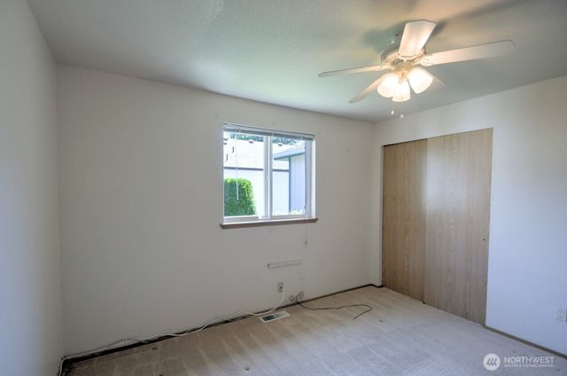 2725 27th Avenue SW, Olympia, WA 98512