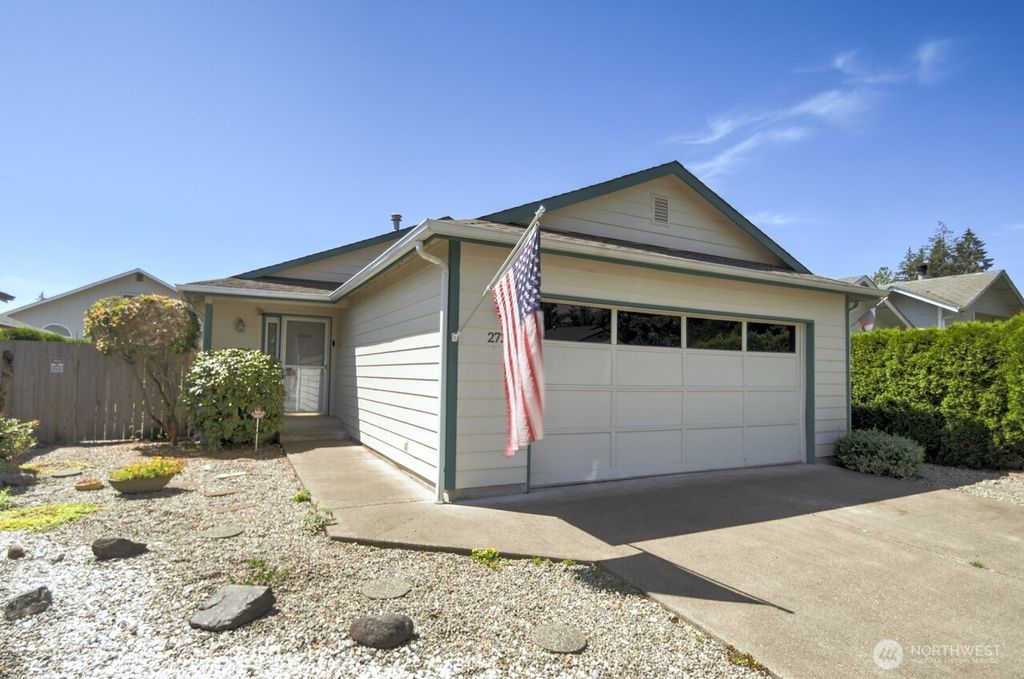 2725 27th Avenue SW, Olympia, WA 98512