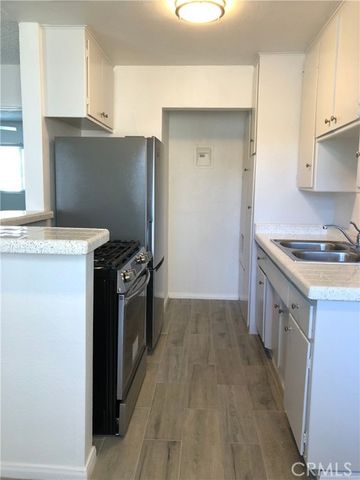 409 California Street 1, Huntington Beach, CA 92648