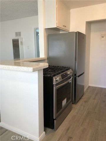 409 California Street 1, Huntington Beach, CA 92648