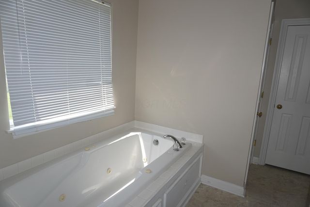 6263 Presidential, Columbus, OH 43231