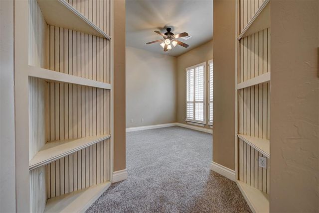 90 Olde Village Way, Edmond, OK 73013