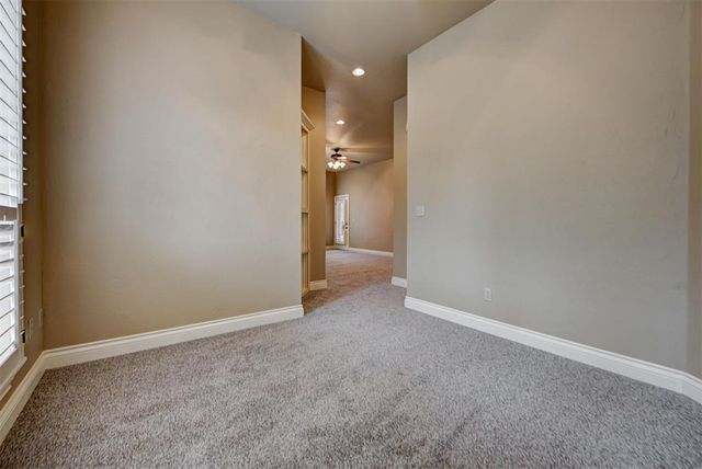 90 Olde Village Way, Edmond, OK 73013